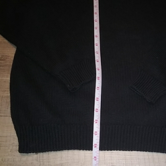 Christmas Sweater - Picture 4 of 6